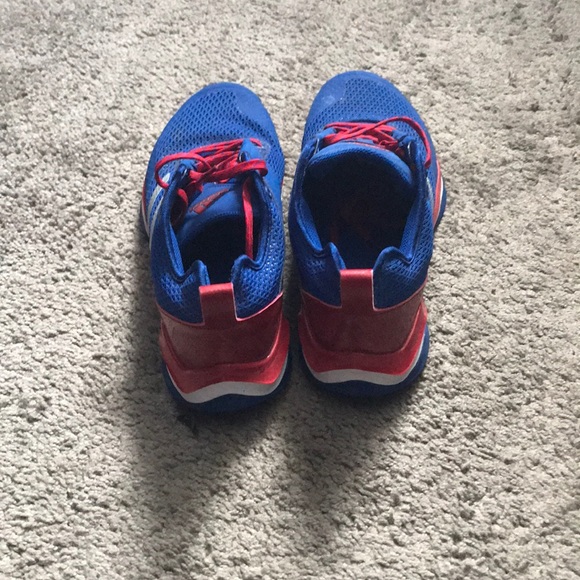 Adidas running shoes - Picture 3 of 3